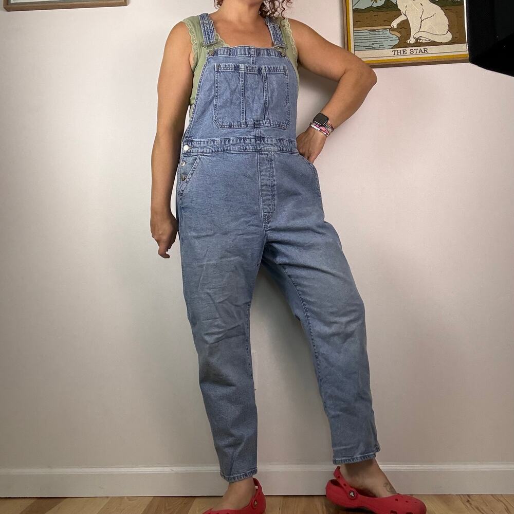 Gap Light wash denim overalls size XL
